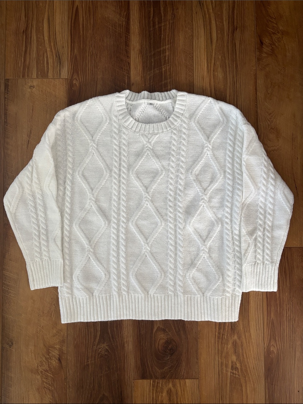 Women's White Oversized Crewneck Cable Knit Sweater size small